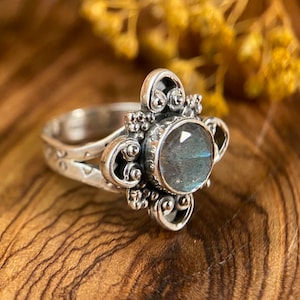 Silver ring boho style with labradorite | Boho Ring | Labradorite Ring | Rings for gift | Vintage | Handwork