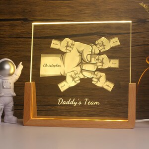 Personlig kristall LED-nattlampa, Daddy's Team Fist Bump-lampa