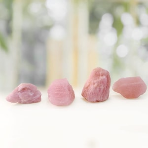 Raw Rose Quartz Stone, Rough Rose Quartz Crystal, Natural Rose Quartz, Heart Chakra, Rose Quartz Specimen, Love Crystal