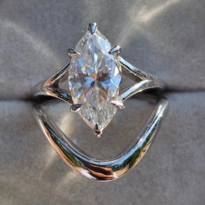 Ensemble de bagues de fiançailles en moissanite taille marquise de 2,50 ct Bague unique en or blanc Bague en diamant Ensemble de bagues de mariée Bague en or pour promesse