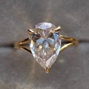 3.5 CTW Pear Shape Moissanite Engagement Ring, Accent Hidden Halo Wedding Ring, Teardrop Split Shank Ring Pear Engagement Ring Gifts for Her