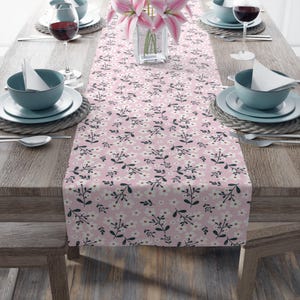 Pink Daisy Floral Table Runner | Cotton Poly Romantic Spring Kitchen Dining Tablecloth