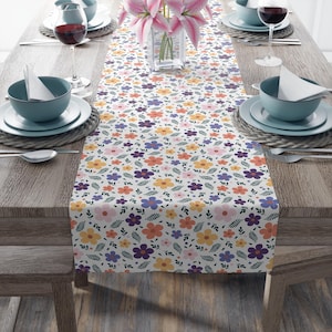 Colorful Floral Pattern Table Runner | Cotton Poly