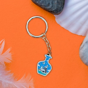 Puffin Hard Enamel Glitter Keyring - Simplistic Cute Geographical Gift Sea Bird Seaside Scotland Souvenir Scottish Collection