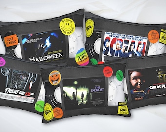 Your Pick Horror VHS dubbelzijdig 20 x 14 inch lendekussen | Cadeaus voor filmtape uit de jaren 80 en 90 Unieke, zeldzame gothic punk esthetische woondecoratiecadeaus