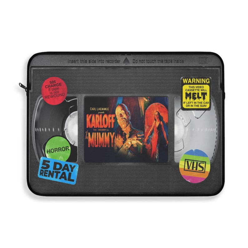Ditt val Retro Skräck VHS Laptopfodral | 80-talet 90-talet Film Monster Kassett Dator Kontorsteknik Speluppsättning Skyddande Fodral Väska Presenter Presenter The Mummy