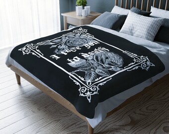Manta de felpa de terciopelo con texto "Te amo hasta la muerte" / Decoración del hogar de terror gótico punk / Regalos de ropa de cama románticos