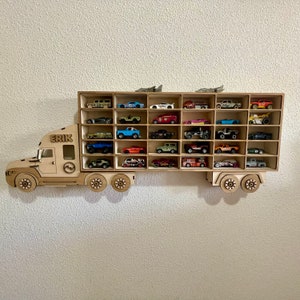 Camión-garaje de coches