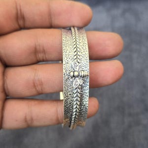 Solid 925 Sterling Silver Bangle, Partywear Bangle, Hone Bee Spinner Bangle, Christmas Gift Bracelet, Woman Bangle, Anniversary Gift Bangle,