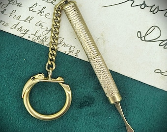 Porte-clés cure-dents antique 9 carats