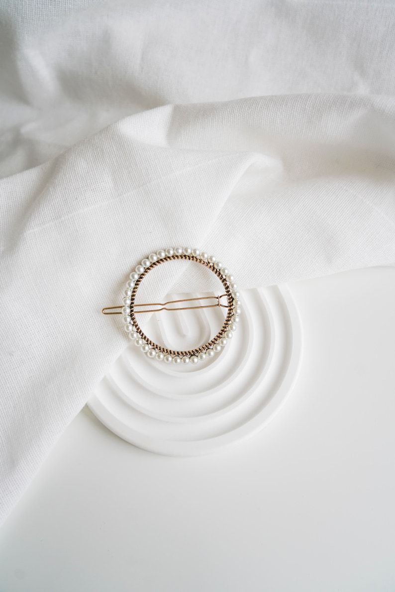 Beaded twisted circle barrette, modern minimalist barrette, ring, circle, bronze gold, elegant, sophisticated image 5