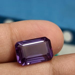 Natural Purple Sapphire: 15 ct Emerald Cut Loose Gemstone (12x16 MM)