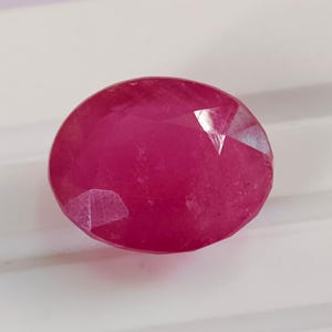 AAA+ 28 cts lab created Burma ruby oval cut loose gemstone for ring & jewelery making