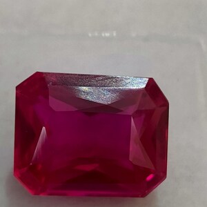 Mozambique Rubin Ädelsten: 16,5 ct Rosaröd Prinsessslipning