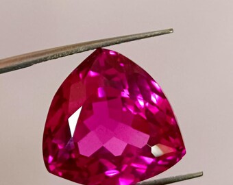 7.95カラット AAAピンクサファイア トリリオンカット 宝石
