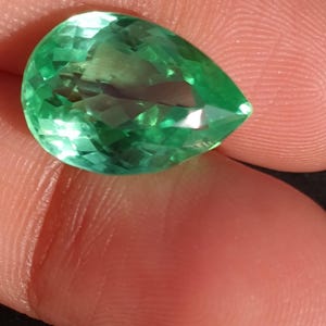 AAA+ natural 12 cts peridot pear cut loose gemstone, for ring & jewelery making