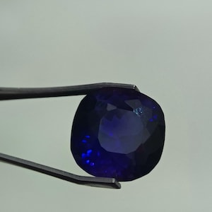 AAA+ 13 ct natural blue sapphire cushion cut loose gemstone