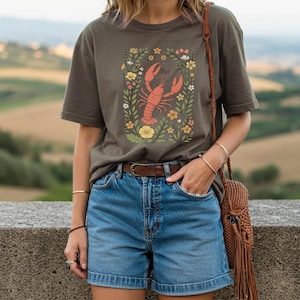 Cute Flower Lobster Shirt, Lobster T-shirt, Lobster Lover Tee, Floral Lobster Gift, Ocean Creature Graphic Tee image 6