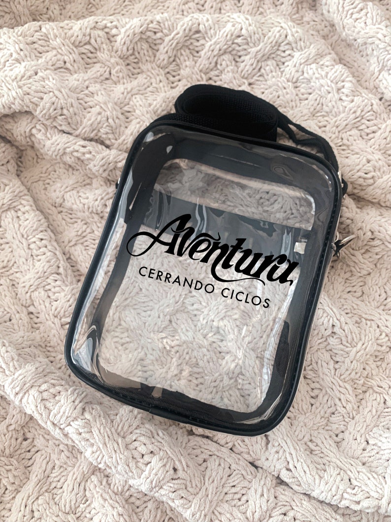 Aventura Cerrando Ciclos Tour 2024 Clear Stadium Bag Bolso Transparente