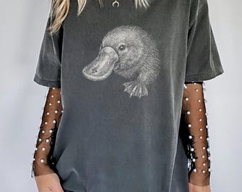 Vintage Platypus Comfort Colors T-Shirt: Retro Silhouette Unisex Tee