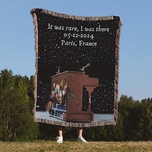 Personalized Surprise song Piano Woven Blanket - Custom Location Piano flowers woven tapestry - The Eras Piano Blanket
