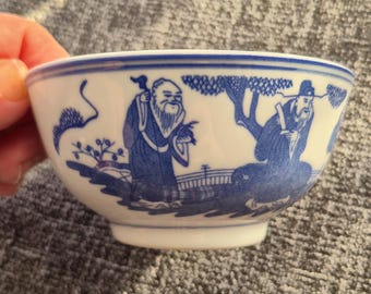 ヴィンテージ中国磁器ボウル – 青と白の花模様、金箔 – 「玩玉」の刻印
