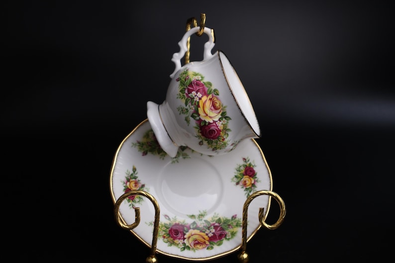 Vintage Teacup and Saucer Fine Bone China Elizabethan Staffordshire Roses England image 7
