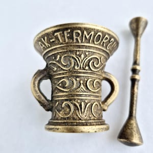 Vintage messing vijzel met stamper – 7 cm