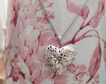 Collana da donna con cuore, portafoto, ciondolo con medaglione, medaglione a cuore traforato bohémien