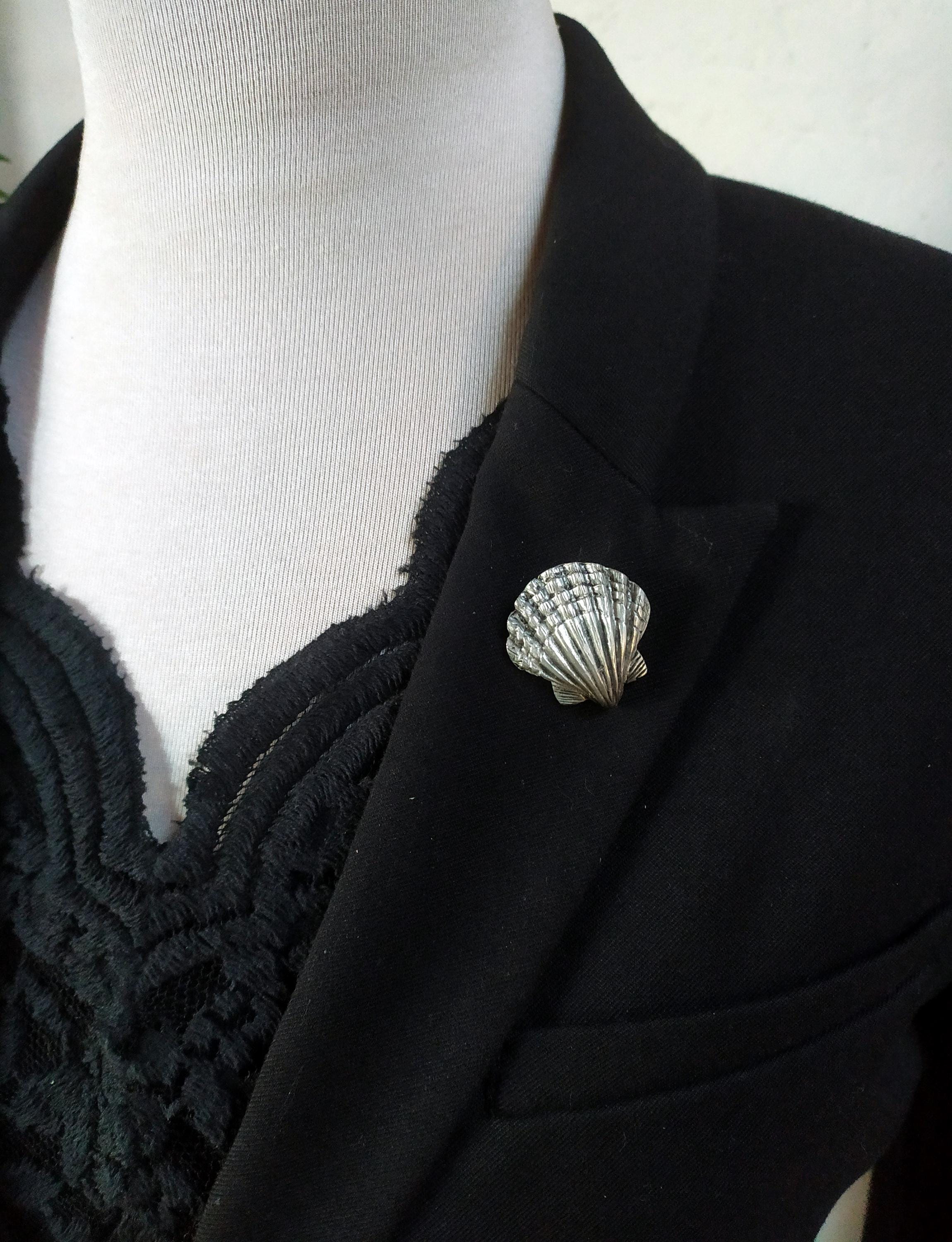 Bijou étain argenté broche barrette signée brooch