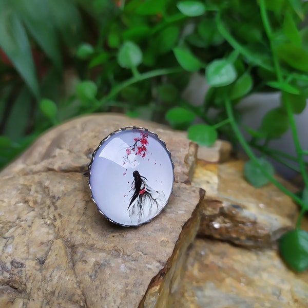 Bague réglable femme japonaise avec branche de Sakura cabochon en verre