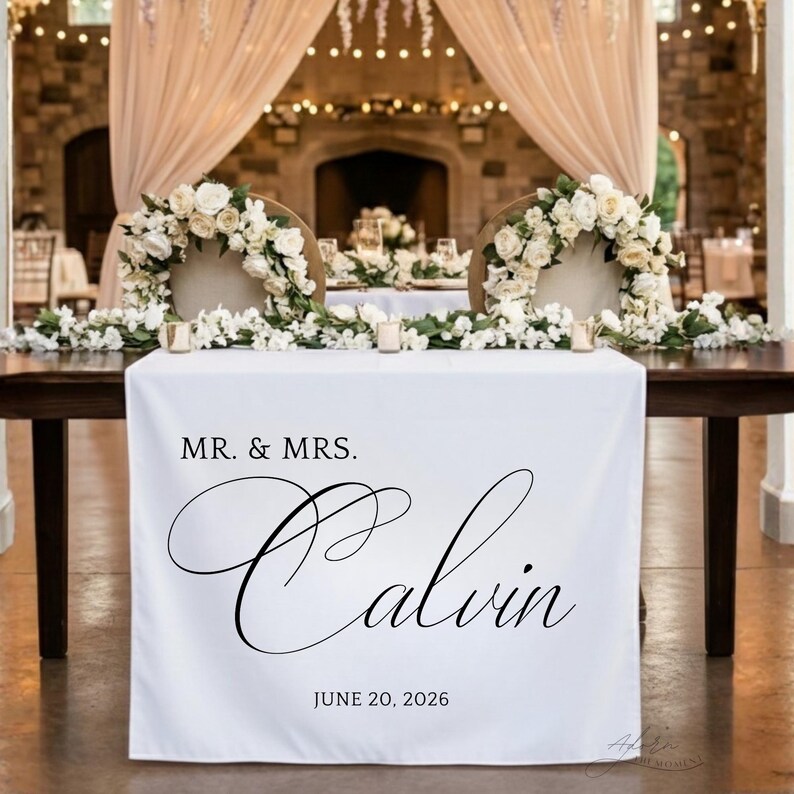 Decoración personalizada para la mesa principal de la boda, camino de mesa personalizado con forma de corazón, letrero para la cena nupcial, decoración minimalista para bodas. imagen 2