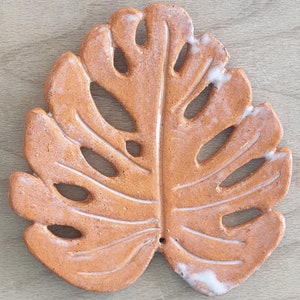 Handmade Ceramic Leaf Plate: Garden Wall Art Decor