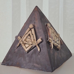 Handcrafted Masonic Pyramid: Bronze Ceramic Freemasonry Decor