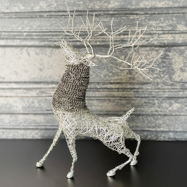 Handmade Design Decorative Wire Sculpture Deer Special One-off Art Production Statue Bookshelf Decor Gift Present