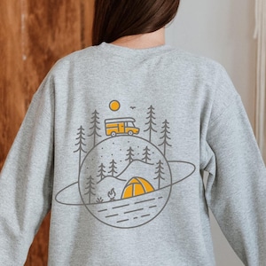 Camping Pullover Weltkarte Van Zelt Backprint Geschenk für Reisende Vanlife Hoodie Boho Travel Sweatshirt Outdoor Sweater