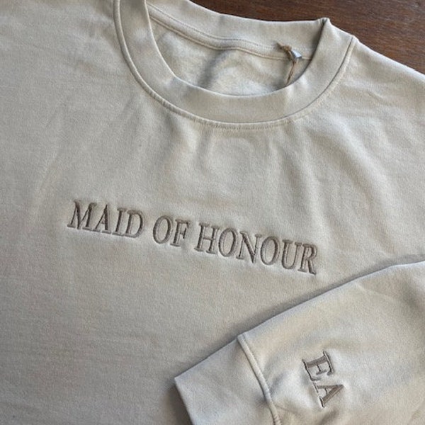 Maid of honour sweatshirt, bridal sweatshirt, bridesmaid gift, personalised wedding sweatshirt, embroidered maid of honour jumper