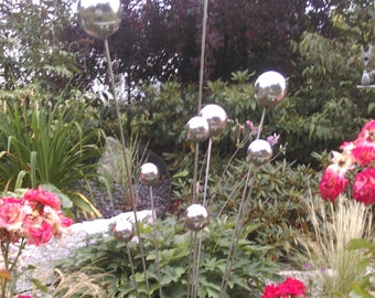Gartenstecker Edelstahlstele Gartendeco Skulptur Kugelstrauch glänzend