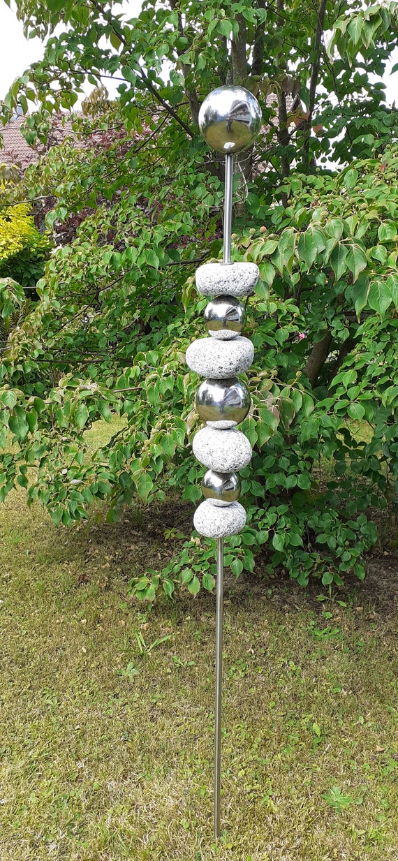 CIM Rost Gartenstecker Narzisse – Edelrost, 18x18x91 Cm, Mit Polierter Edelstahlkugel, Inkl. Bodenverankerung