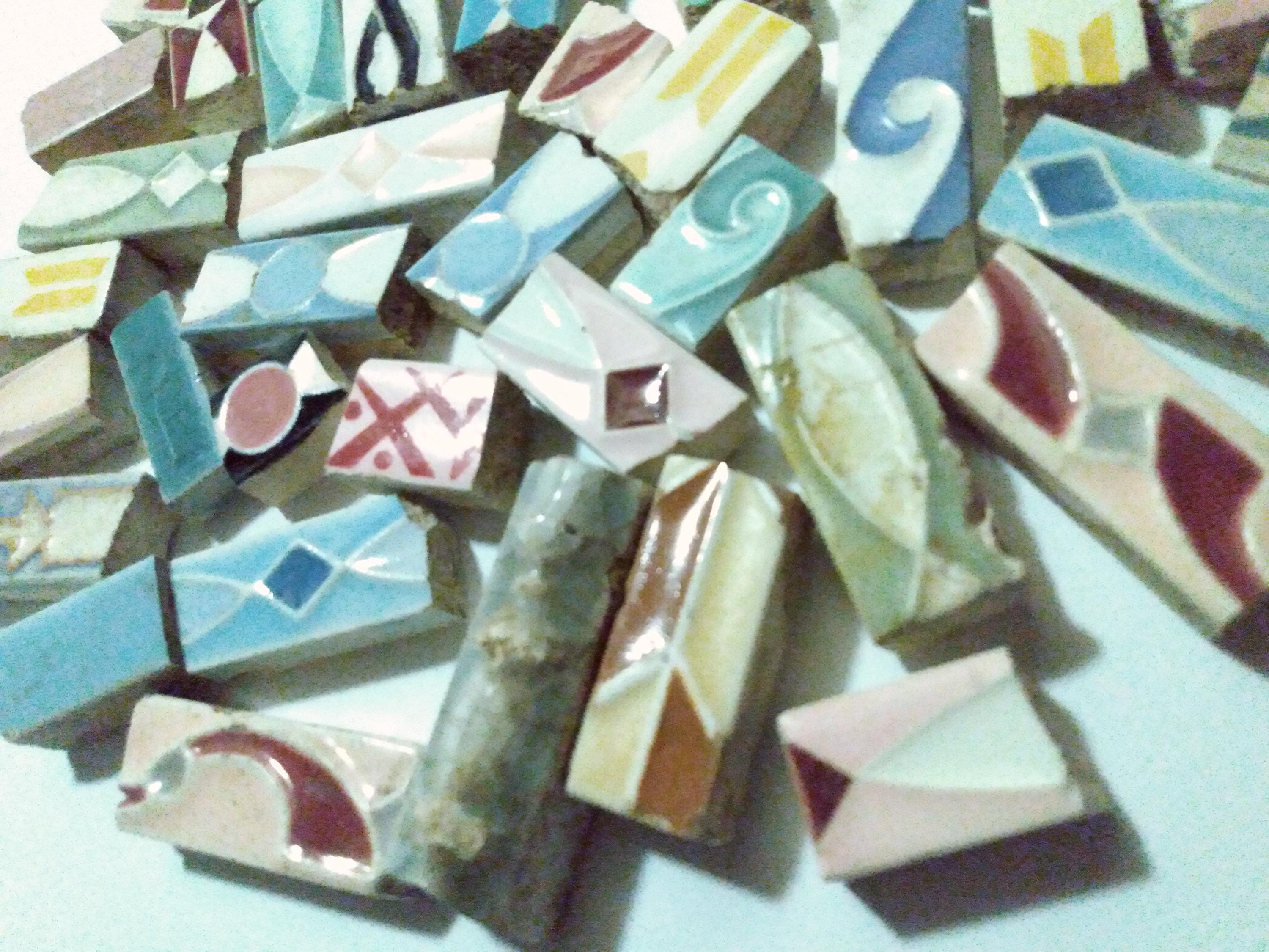 Surprise Craft Supply Pack of 1 Dozen (12) + Vintage Ceramic