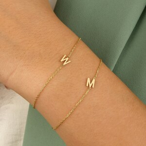 Bracelet initial letter M MINI DETAILS