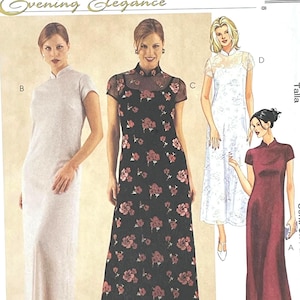 Puede incluir: Patrón de costura McCall's para vestidos de noche. El patrón presenta cuatro diseños de vestidos diferentes, incluyendo un vestido largo y ajustado y un vestido con estampado floral. El patrón incluye tallas 14, 16 y 18. El texto "Evening Elegance" es visible.
