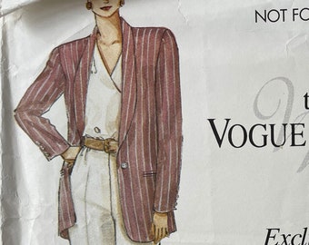 Vogue pattern 964, women’s Size (14-16-18),    jacket, blouse and pants uncut 1993