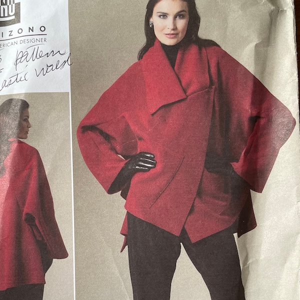 Vogue 1216, women’s size (16-18-20-22), jacket and pants designed by Lynn Mizono, uncut 2010  sewing pattern