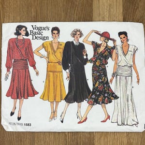 Vogue 1583, women&#39;s size (6-8-10), Misses&#39; Dress , Cut 1985 sewing pattern