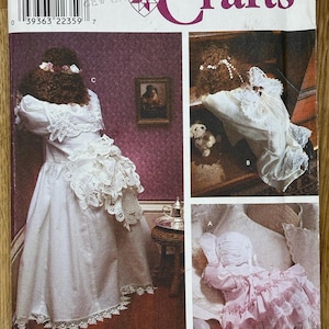 Simplicity 8466, 18&quot;/24&quot; And 29&quot; (45.5cm, 62cm And 73.5cm) Dolls And Clothes , 1998 Uncut sewing pattern