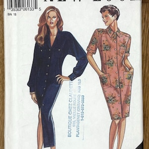 Könnte beinhalten: Ein Vintage-Schnittmuster von New Look, Größe 10-22. Das Cover zeigt Illustrationen von zwei Kleidern: ein marineblaues Kleid mit langen Ärmeln, Knöpfen und einem Schlitz, und ein rosa geblümtes Kleid mit kurzen Ärmeln und Taschen. Das Muster ist für Größen bis 22.