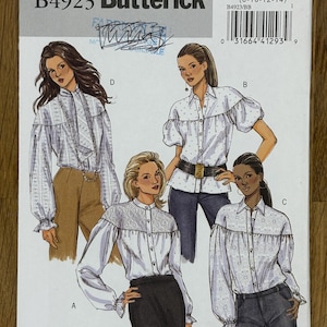 Butterick 4923, women&#39;s size (8-10-12-14), Misses&#39; Blouse, 2006 Uncut sewing pattern