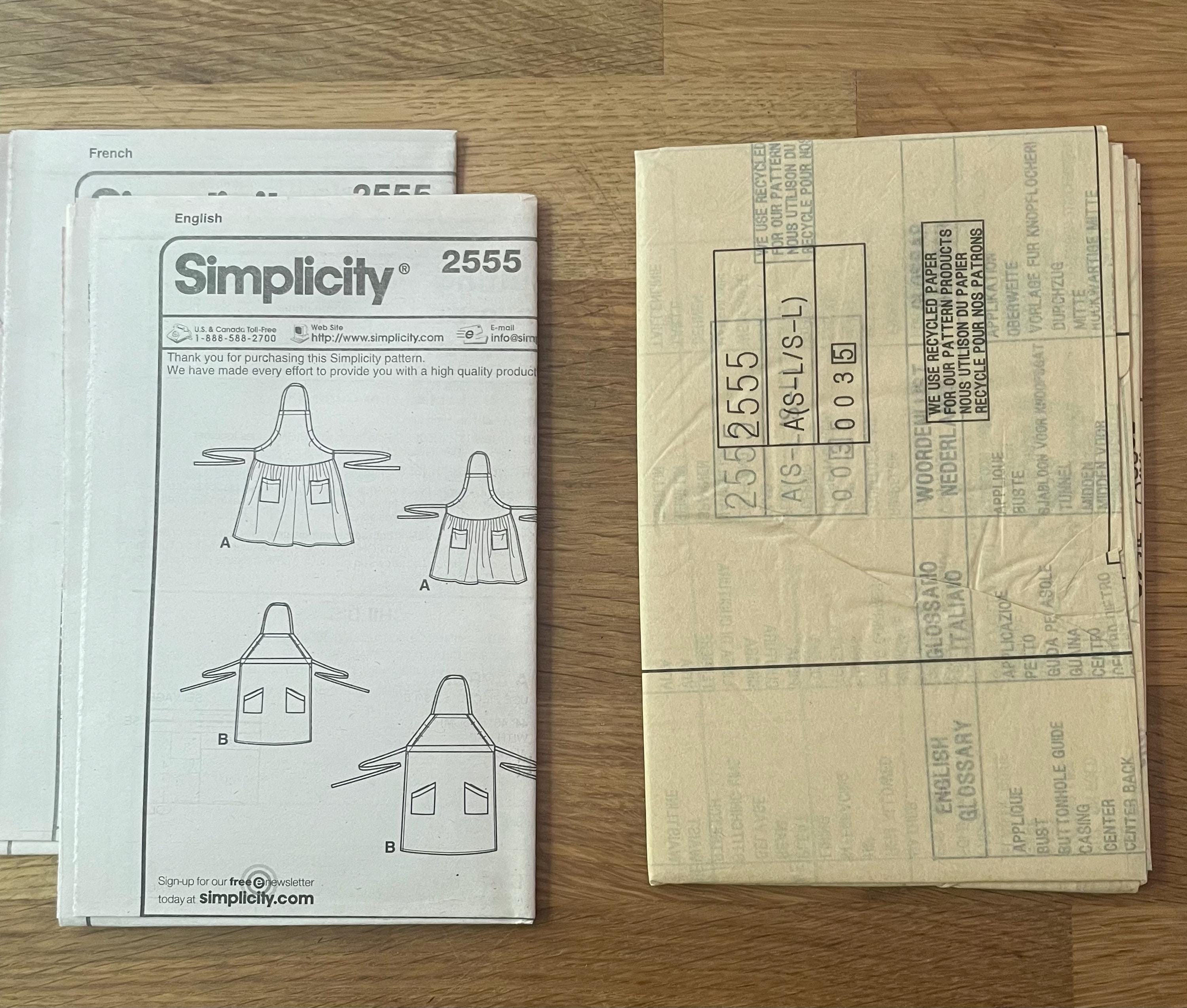 Simplicity 1272: It's So Easy, Cartamodello per Grembiule da Donna e da Bambino, da Cucire, Multicolore