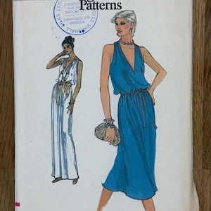 Vogue 7354, women's size (10), Misses' Dress And Belt, Uncut sewing pattern